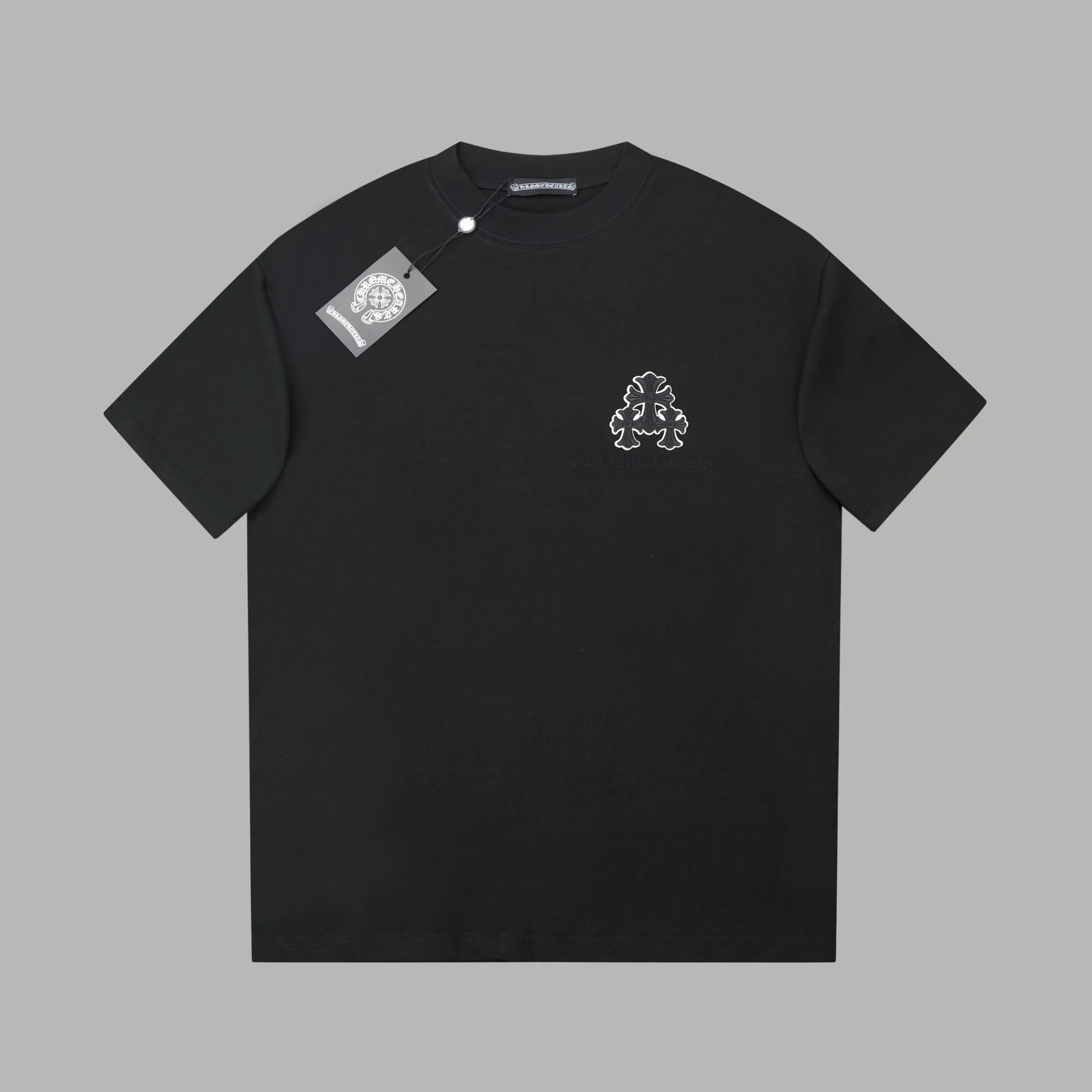 🅿️230 ✨CH✨🆕25SS Spring and Summer New Style Crow Heart✝Rack Logo Embroidered Short Sleeves Light luxury essential item for daily commuting for men and women Correct version Welcome to compare Detailed features · 260g 100% pure cotton double yarn jersey fabric · Custom dyed in the same cylinder, special thickened 32 count double-ply 1X1 thread · Double needle stitching and cross-stitching technology · Original main mark, washed tag, brand moisture-proof paper packaging Color: white/black/grey Size: S/M/L/XL